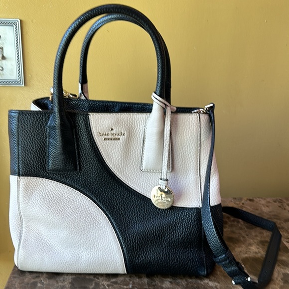 kate spade Handbags - Kate Spade New York